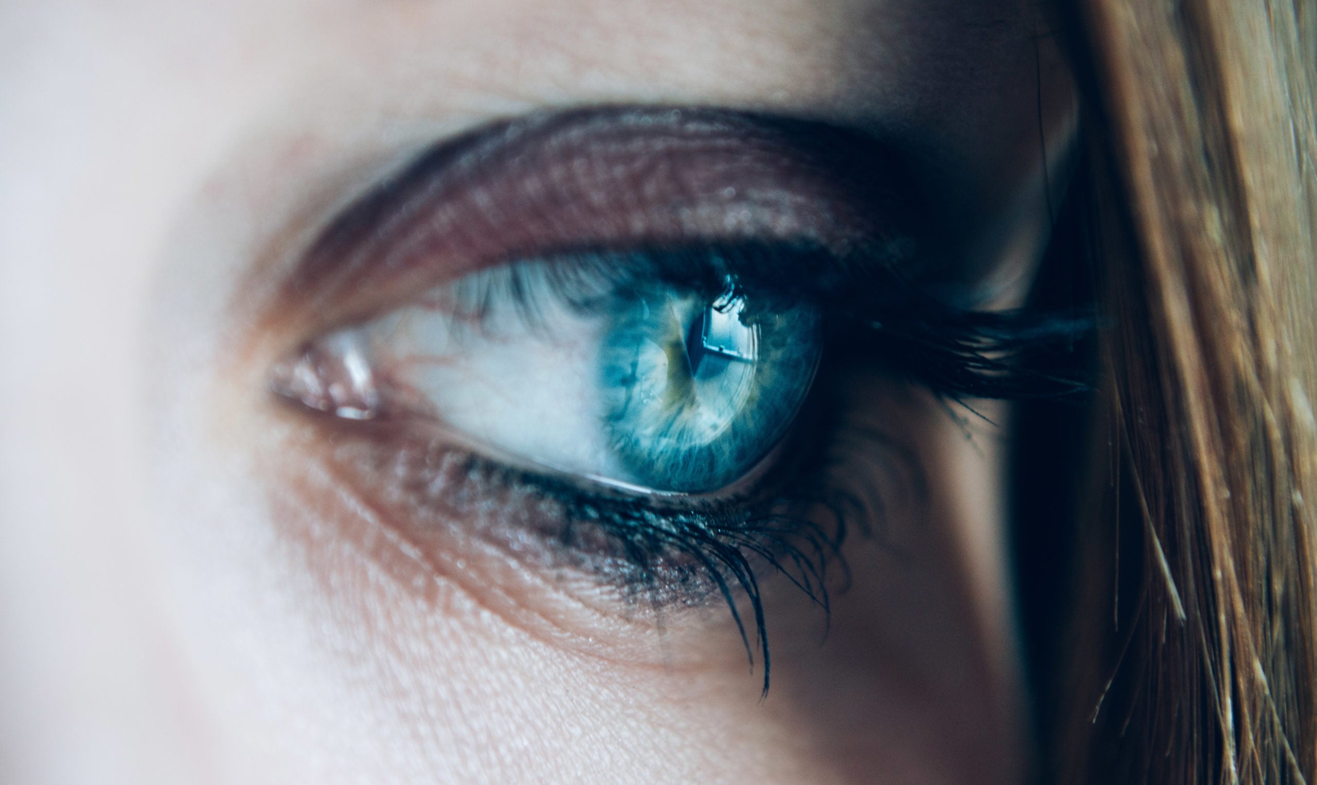 Eyes Sensitive To Light And Watery? 5 Tips To Help You Cope | Axon