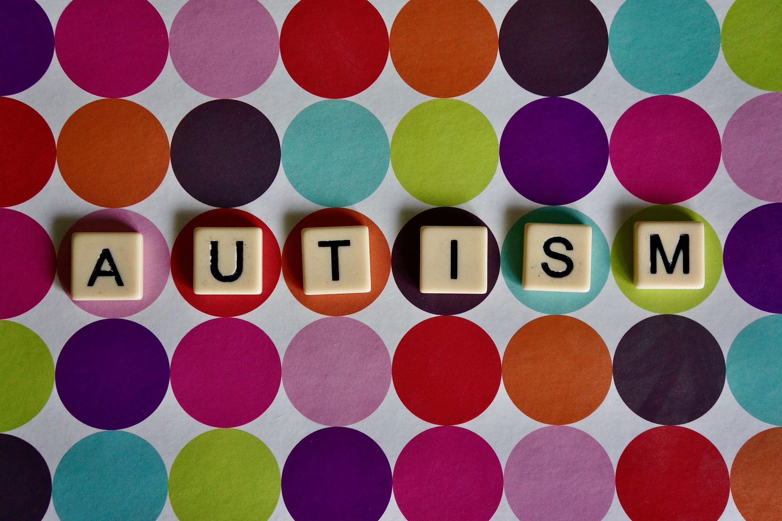 Autism Light Sensitivity: Causes, Symptoms, Solution